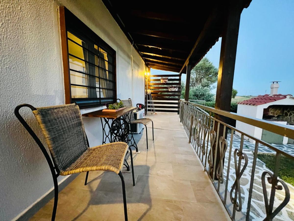 Anastasias Cottage Nea Iraklia Exterior foto